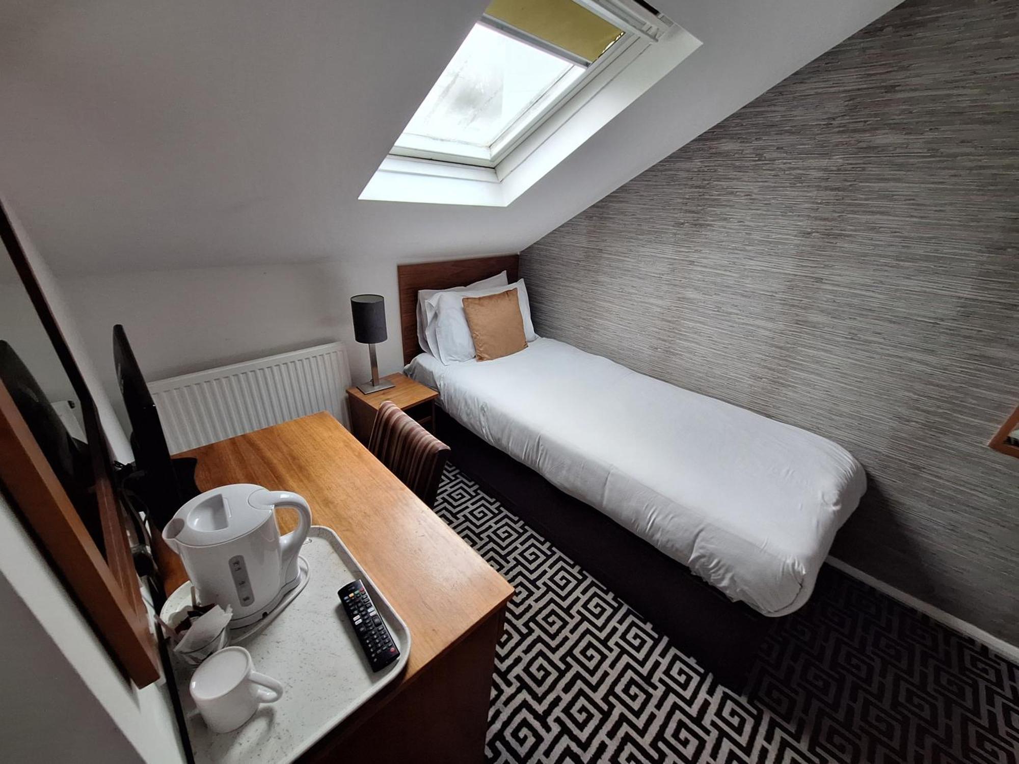 Stockwood Hotel - Luton Airport Luaran gambar